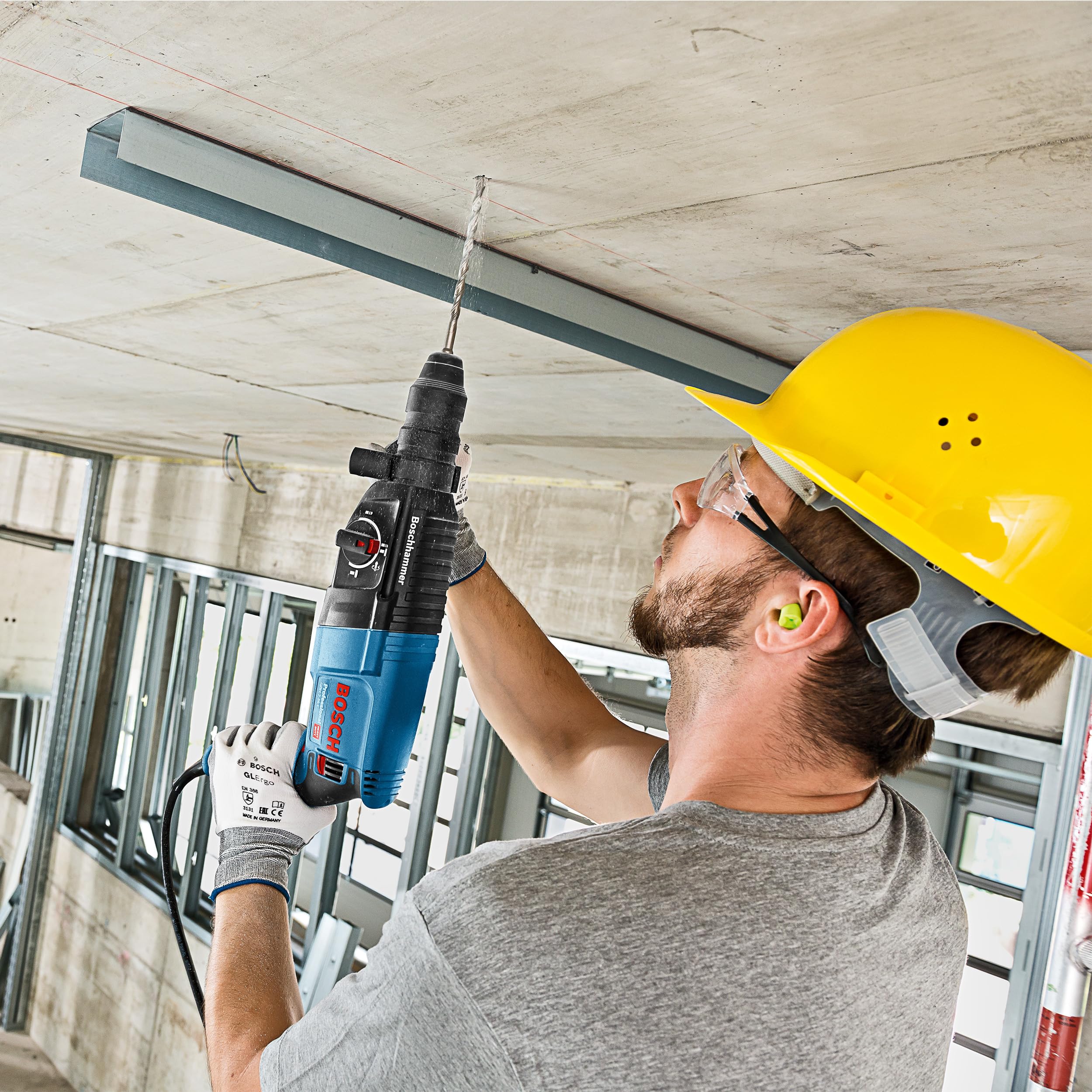 Bosch PRO Bohrhammer GBH 2-26 F (Leistung 830 Watt, Wechselfutter SDS-plus, inkl. Zusatzhandgriff, Tiefenanschlag, Maschinentuch, Schnellwechselbohrfutter, Handwerkoffer) – Bild 7