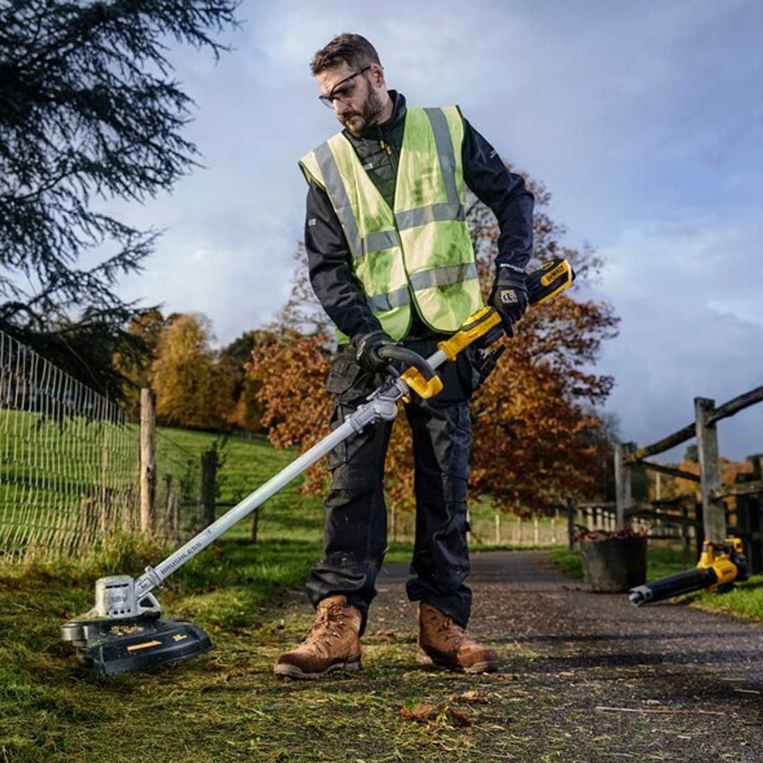DeWalt DCMST561N-XJ 18v XR Akku Rasentrimmer ohne Akku und Ladegerät – Bild 3